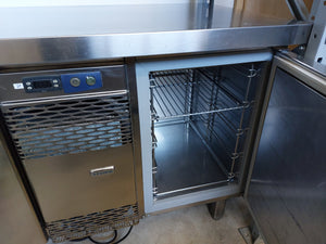 Tavolo refrigerato sottozero ELECTROLUX